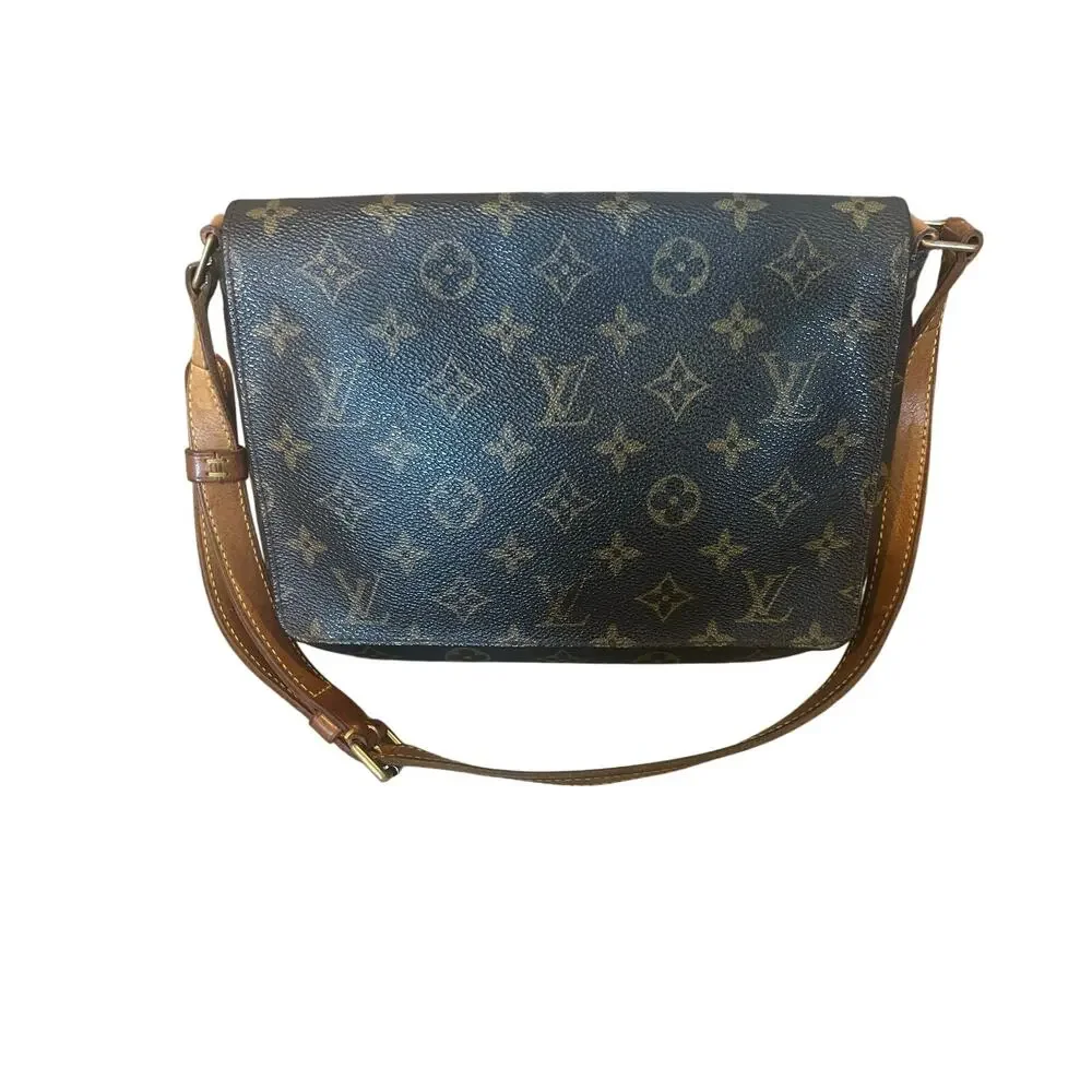 Louis Vuitton Vintage Monogram Musette Tango Short Strap Shoulder Y2K COA